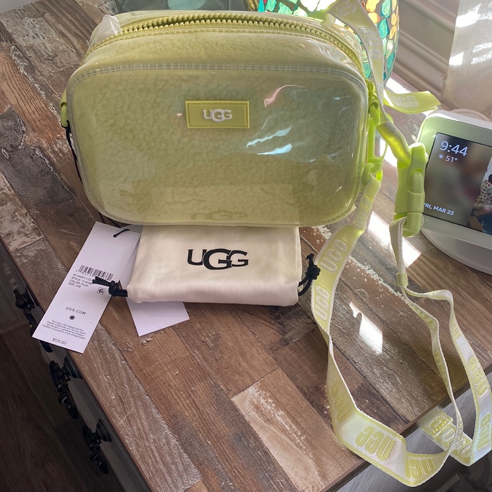UGG CrossBody